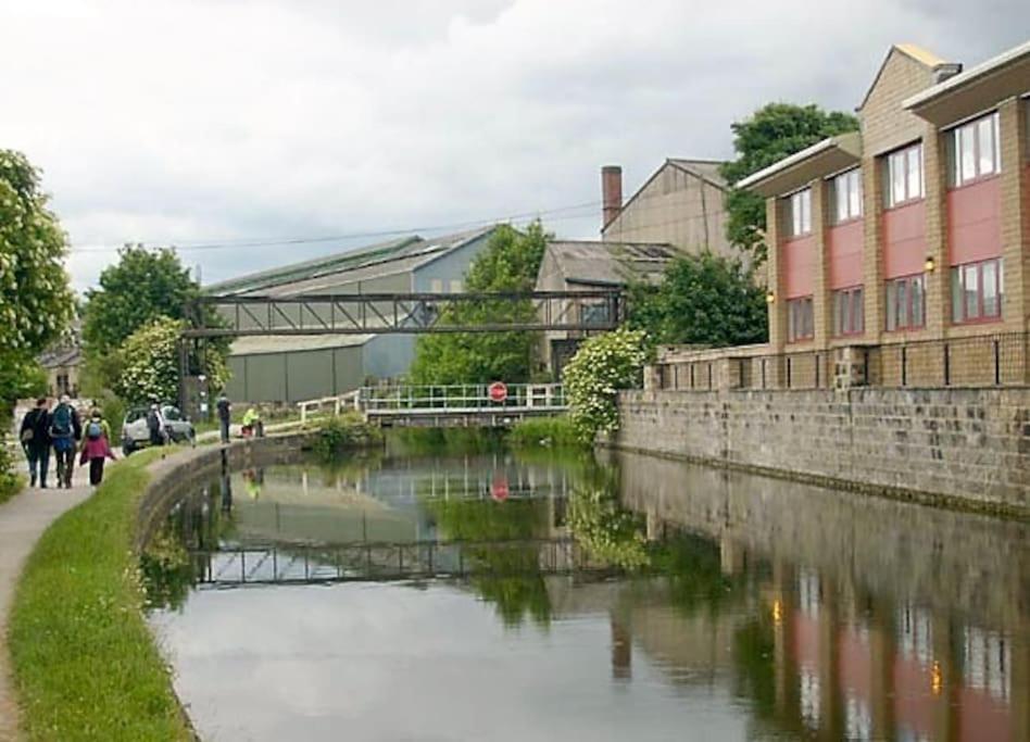 -F5Gh- For Relaxed & Cosy Stay, Free Parking, Wifi Leeds  Exterior photo