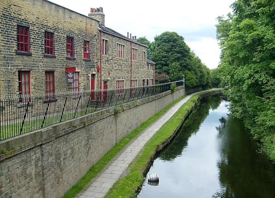-F5Gh- For Relaxed & Cosy Stay, Free Parking, Wifi Leeds  Exterior photo