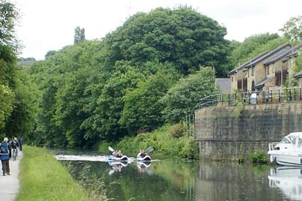 -F5Gh- For Relaxed & Cosy Stay, Free Parking, Wifi Leeds  Exterior photo